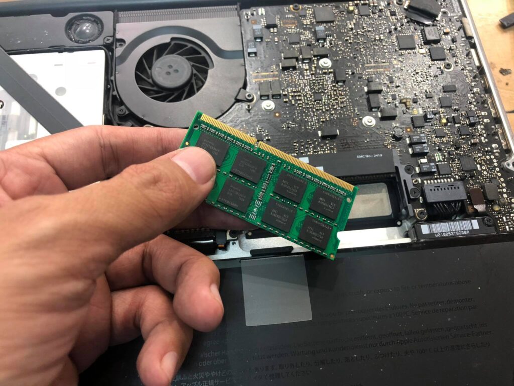 nâng ram macbook